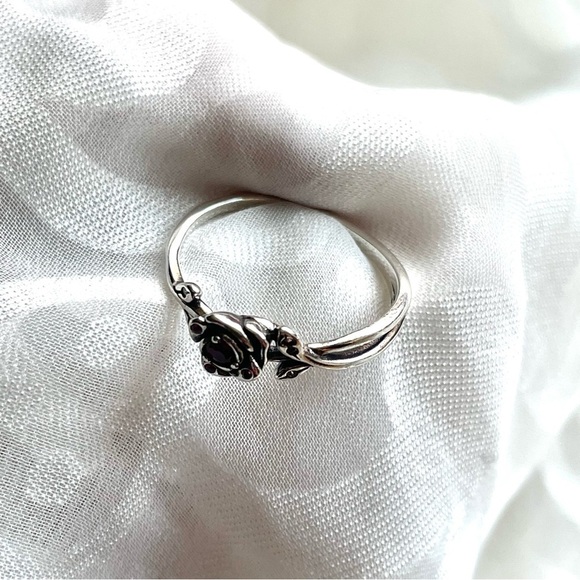 🌹 NWOT Beauty and the Beast Rose Ring - Princess Belle✨ - Picture 8 of 13